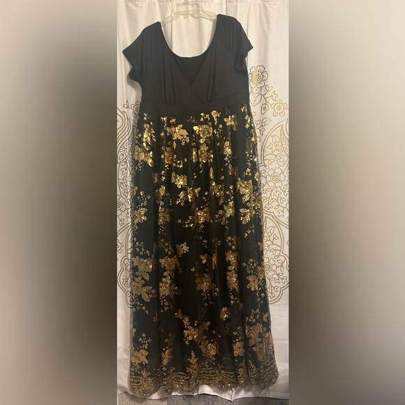 Black& Gold sequence stitched long lined dress w/ stretch- size n/a - Picture 1 of 11